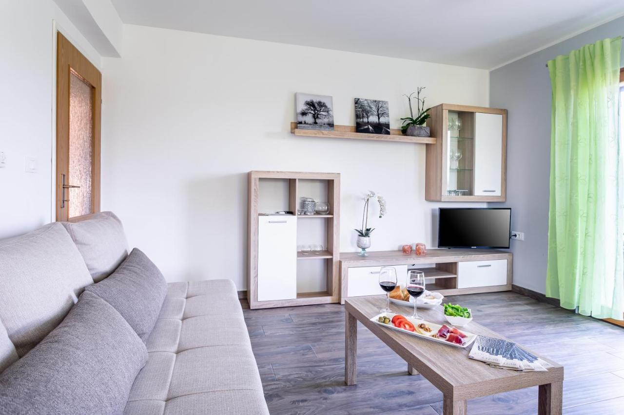Apartman Volte Apartment Бузет Екстериор снимка